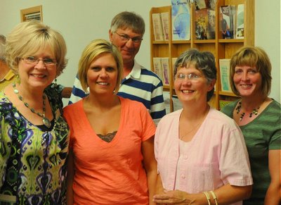 Gloria with some of Cindy Hana's family